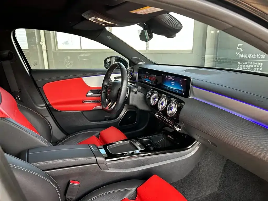 Mercedes-Benz A-Class AMG — фото 6