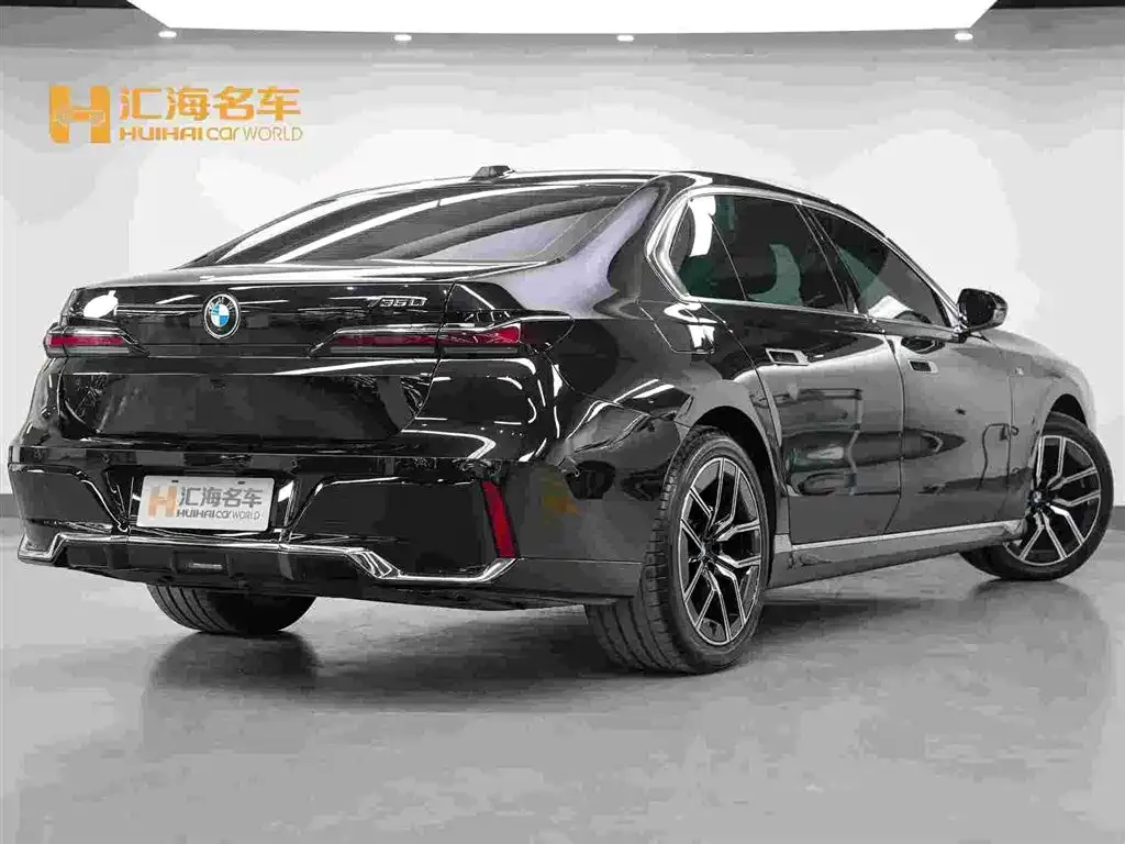 BMW 7 Series — фото 3