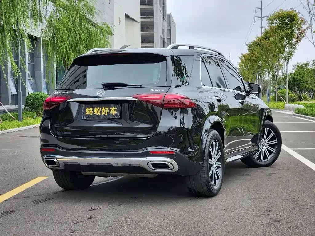 Mercedes-Benz GLE — фото 6