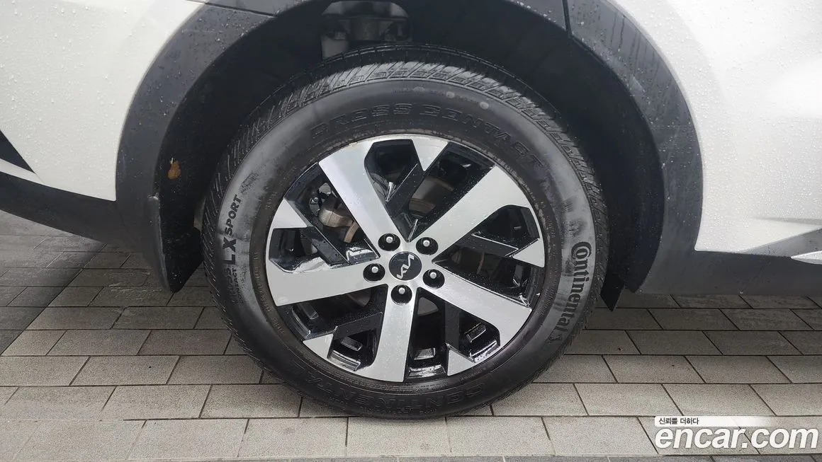 Kia Sorento — фото 5