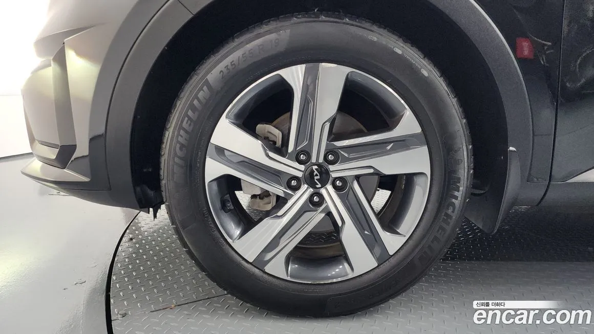 Kia Sorento — фото 5