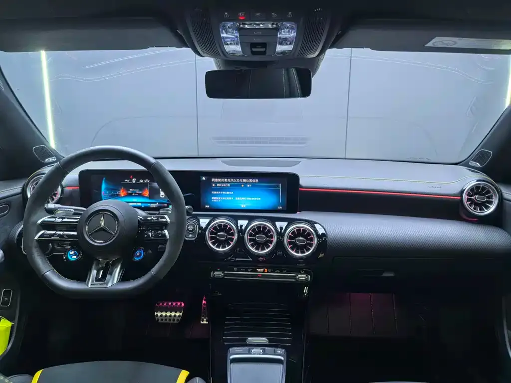 Mercedes-Benz CLA AMG — фото 4