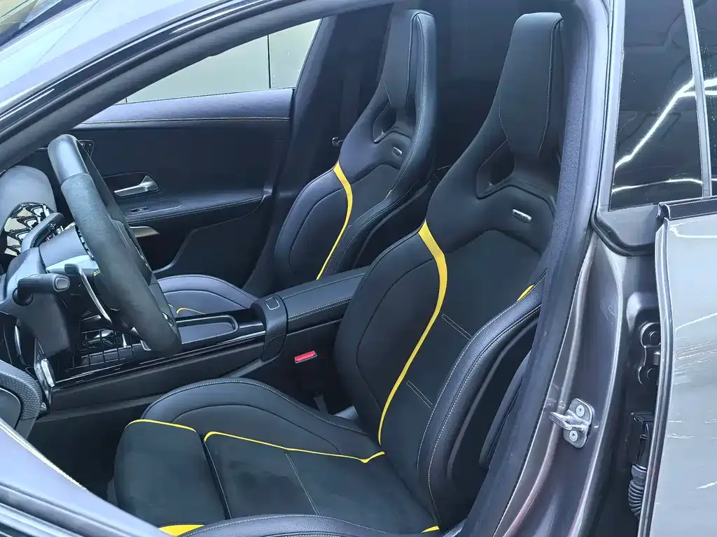 Mercedes-Benz CLA AMG — фото 8