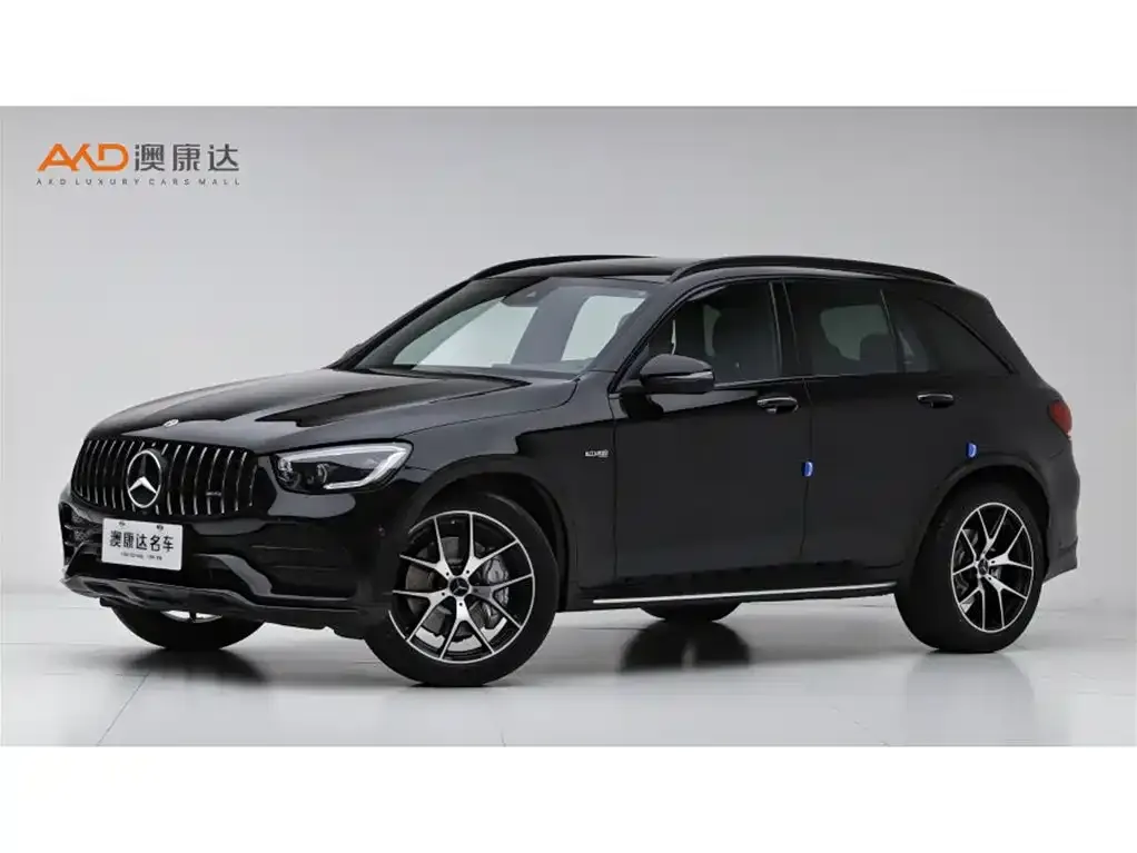 Mercedes-Benz GLC AMG — фото 1