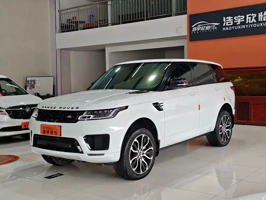 Land Rover Sport — фото 1