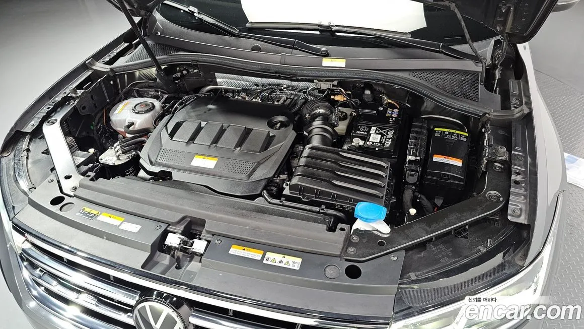 Volkswagen Tiguan — фото 6