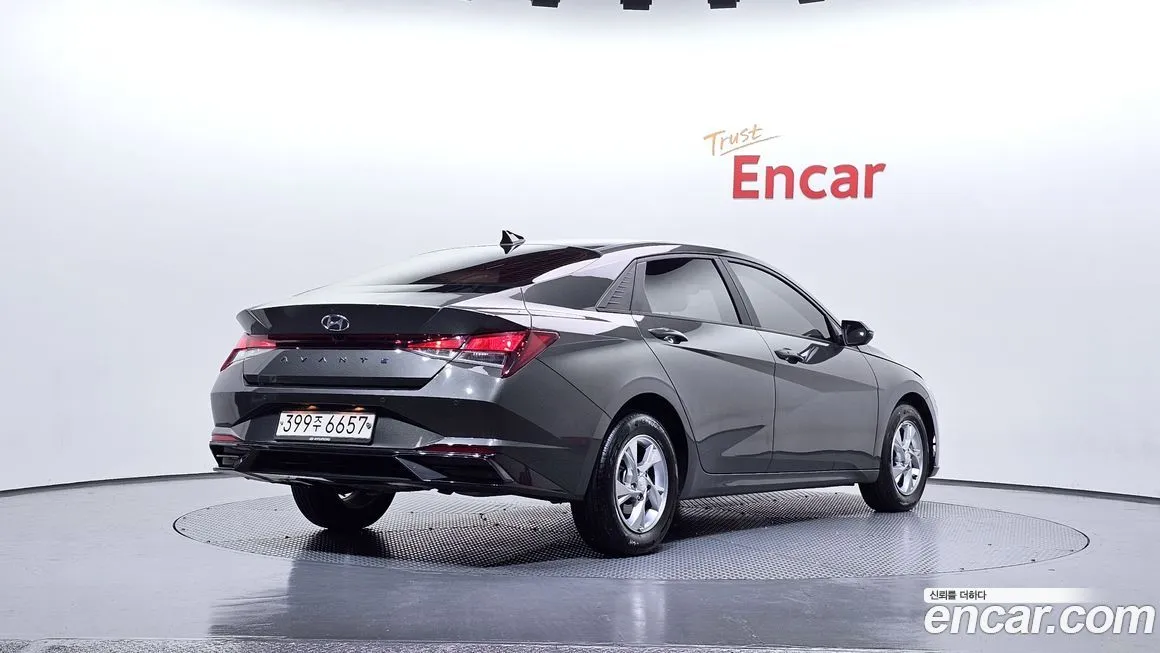 Hyundai AVANTE — фото 2