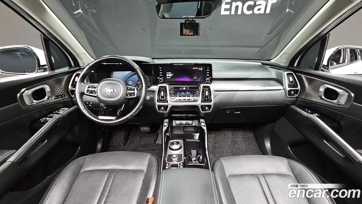 Kia Sorento — фото 7