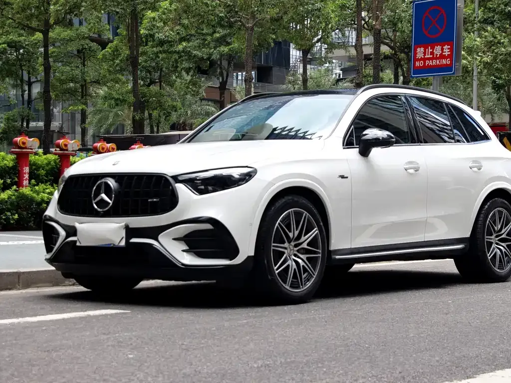 Mercedes-Benz GLC AMG — фото 1