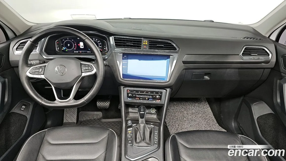 Volkswagen Tiguan — фото 7