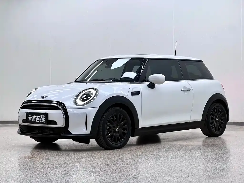 MINI Cooper (3-door) — фото 1
