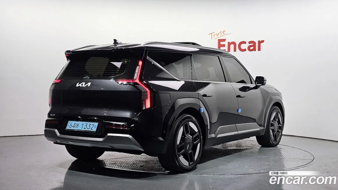 Kia EV9 — фото 2