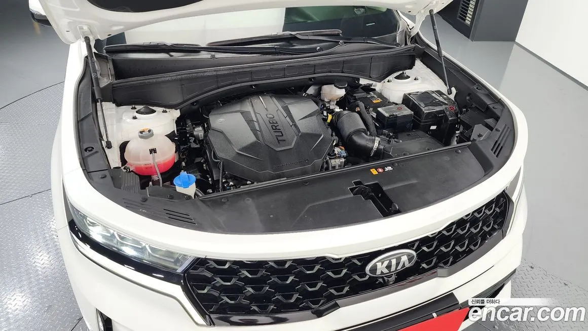 Kia Sorento — фото 6