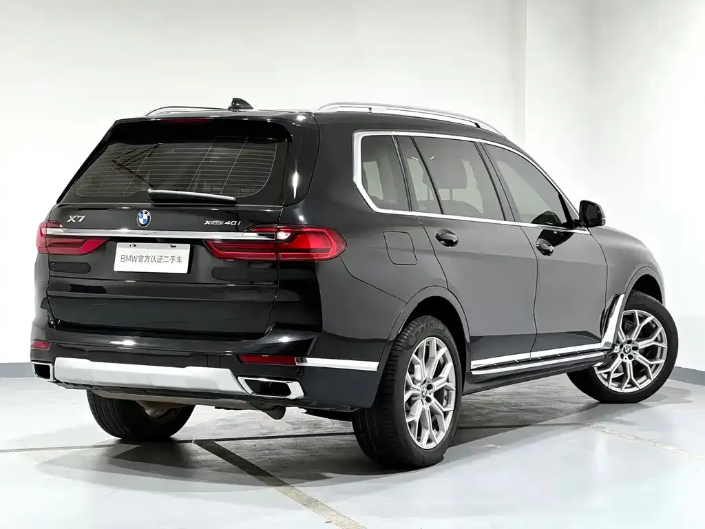 BMW X7 — фото 3