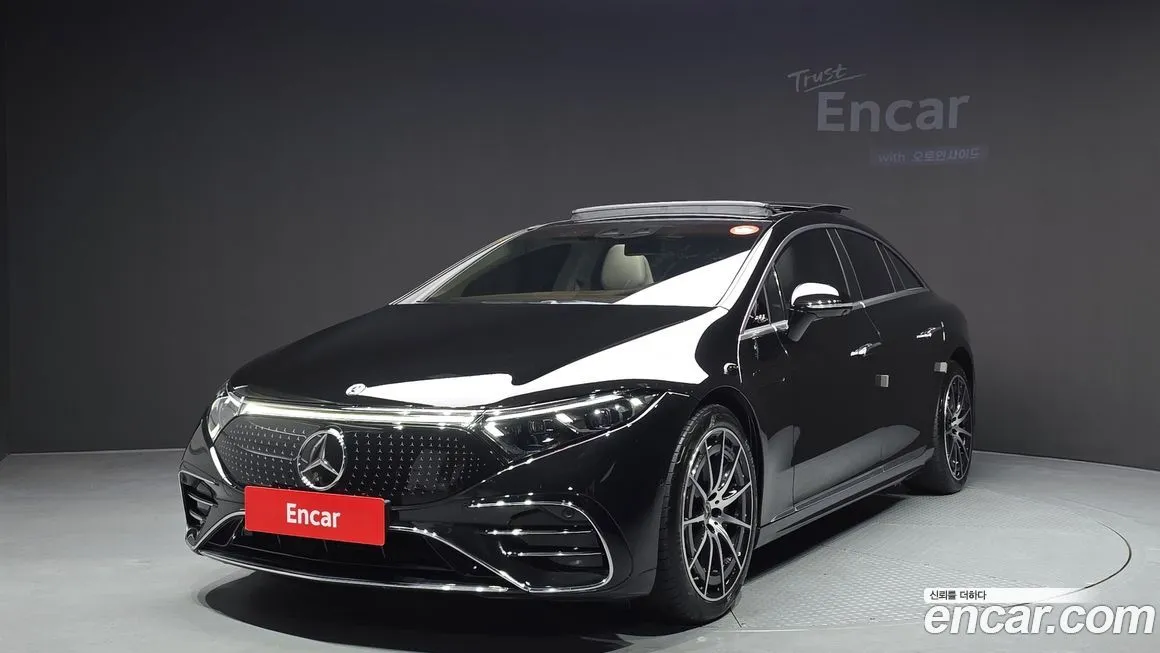 Mercedes-Benz EQS — фото 1