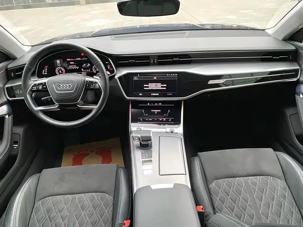 Audi A7L — фото 4
