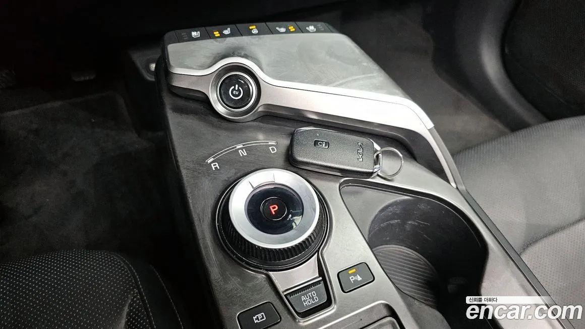 Kia EV6 — фото 9