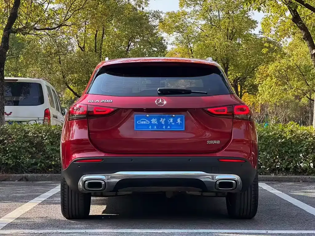 Mercedes-Benz GLA — фото 6
