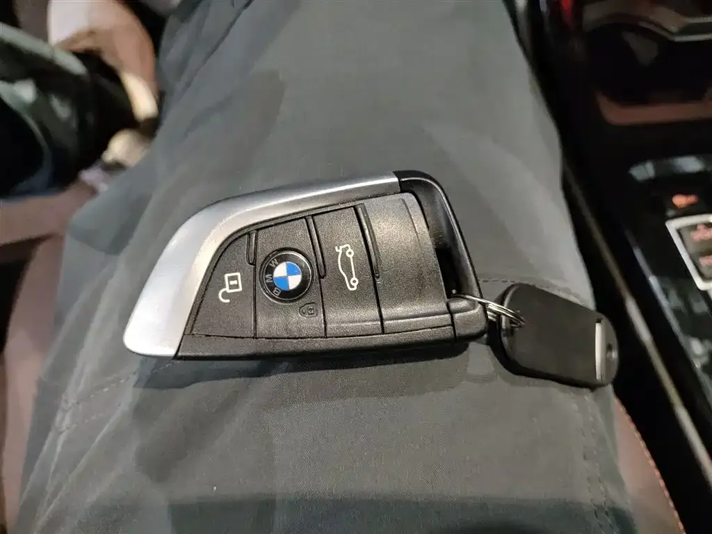 BMW X2 — фото 9