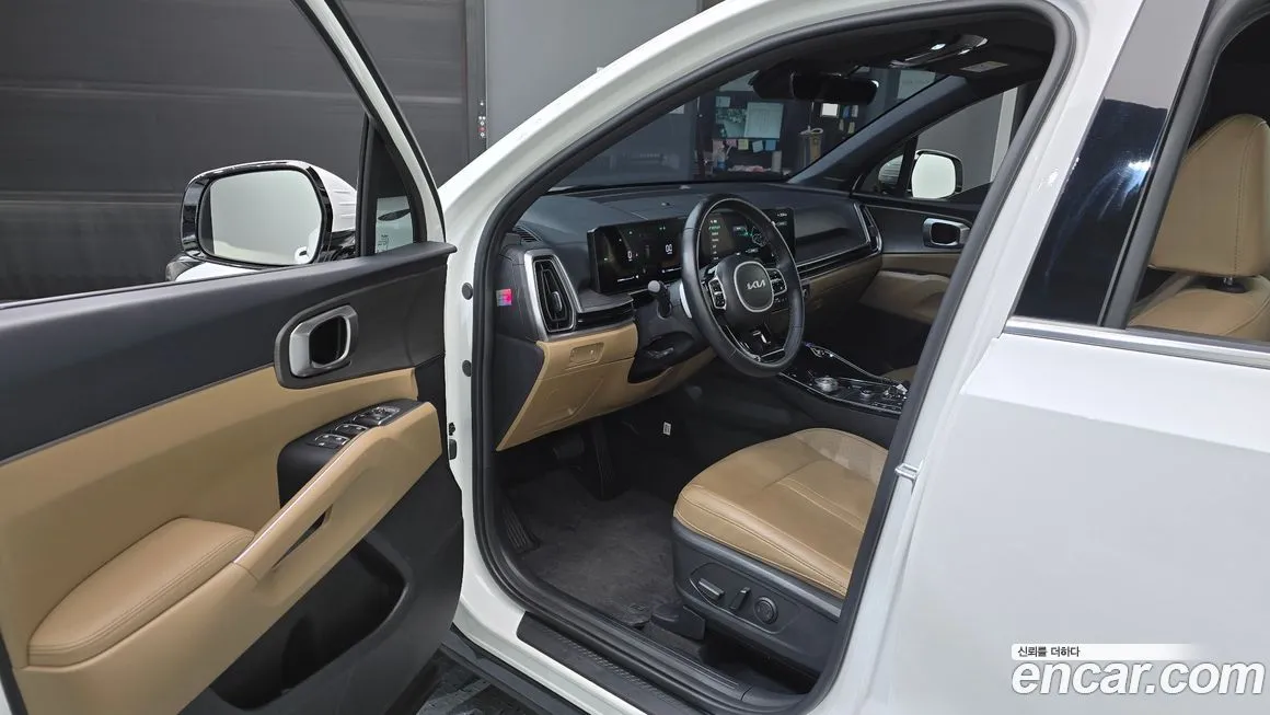 Kia Sorento — фото 10