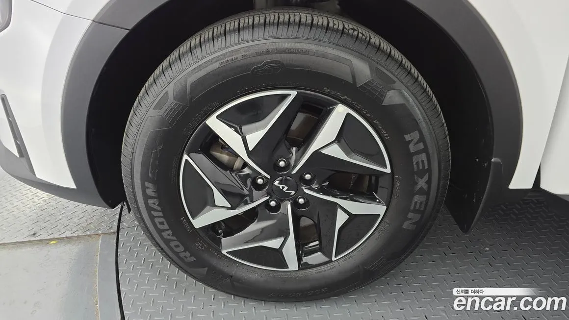 Kia Sorento — фото 5