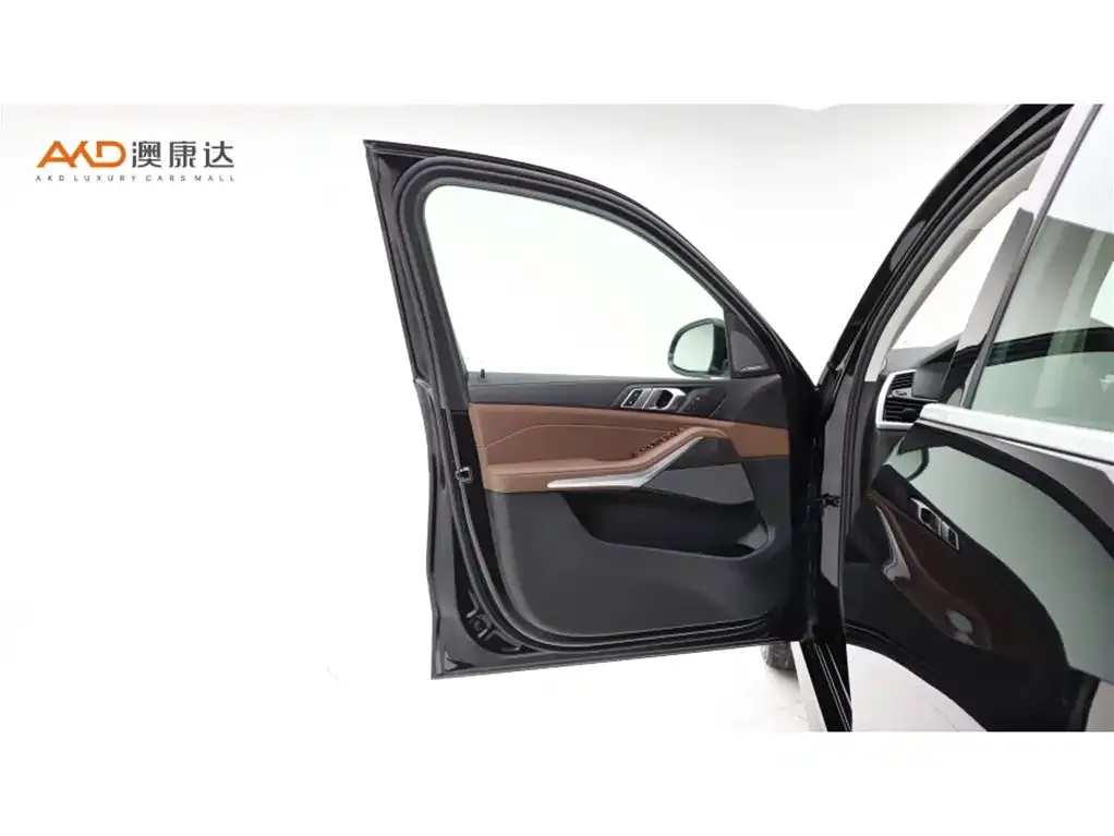 BMW X5 (Import) — фото 10