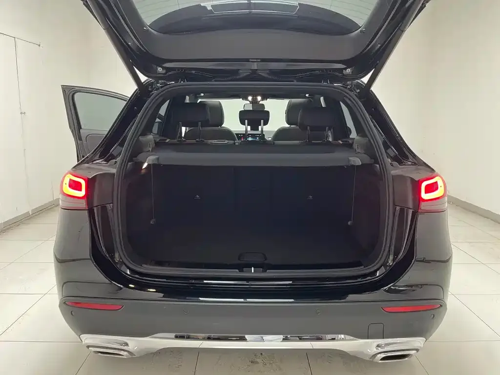 Mercedes-Benz GLA — фото 10