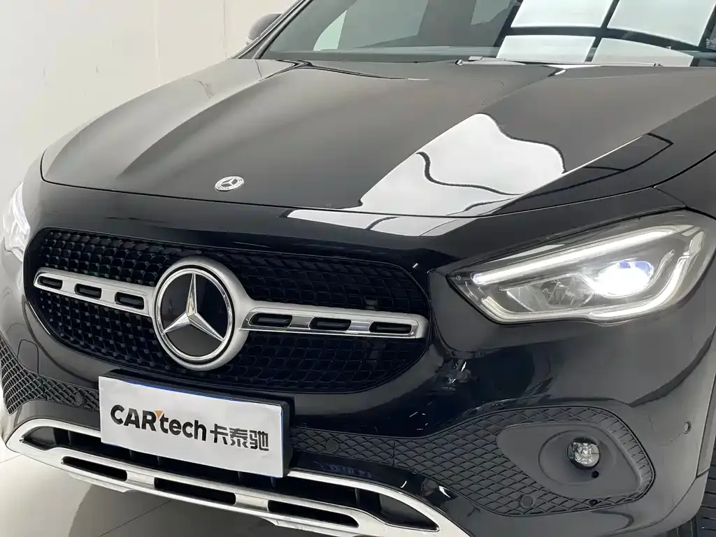 Mercedes-Benz GLA — фото 6