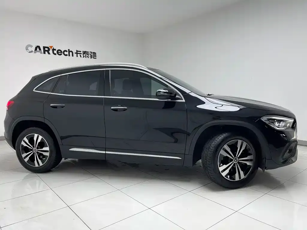 Mercedes-Benz GLA — фото 7