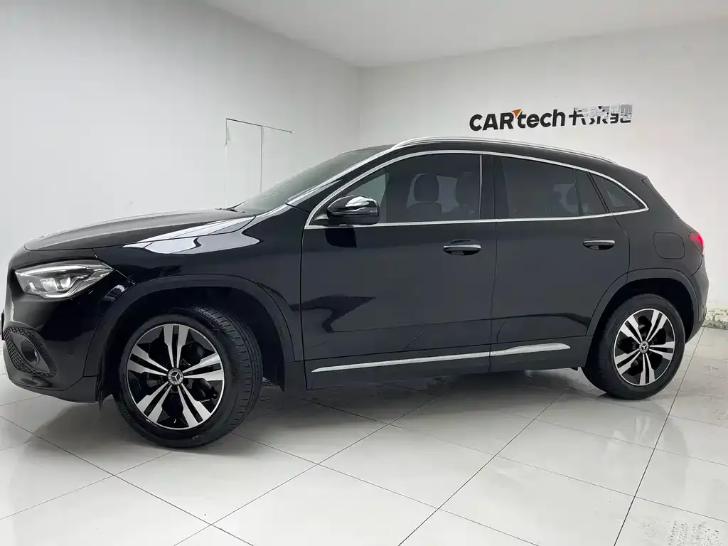 Mercedes-Benz GLA — фото 9