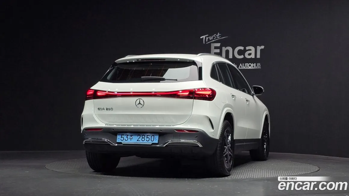 Mercedes-Benz EQA — фото 4