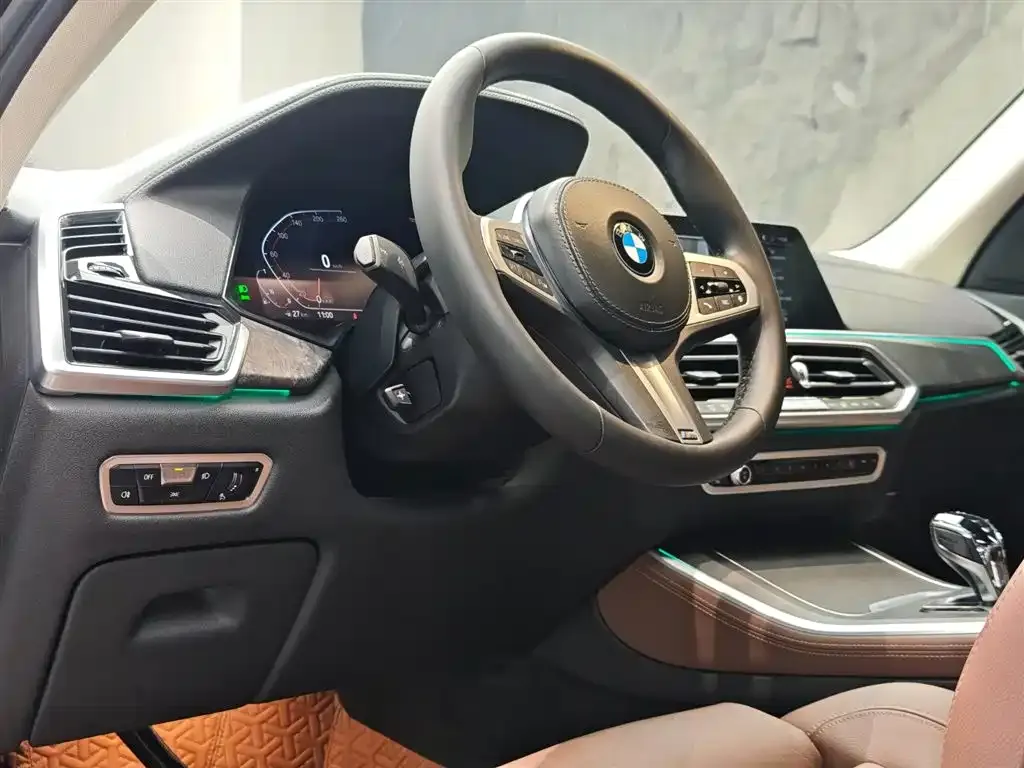 BMW X5 (Import) — фото 7