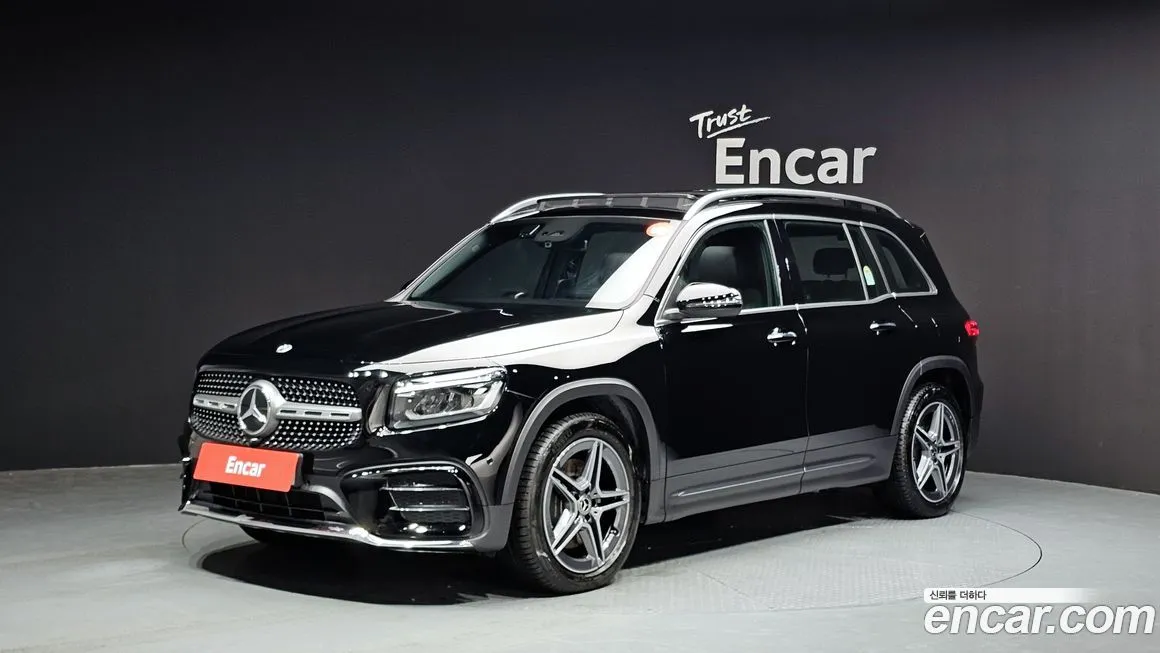Mercedes-Benz GLB-Class — фото 1