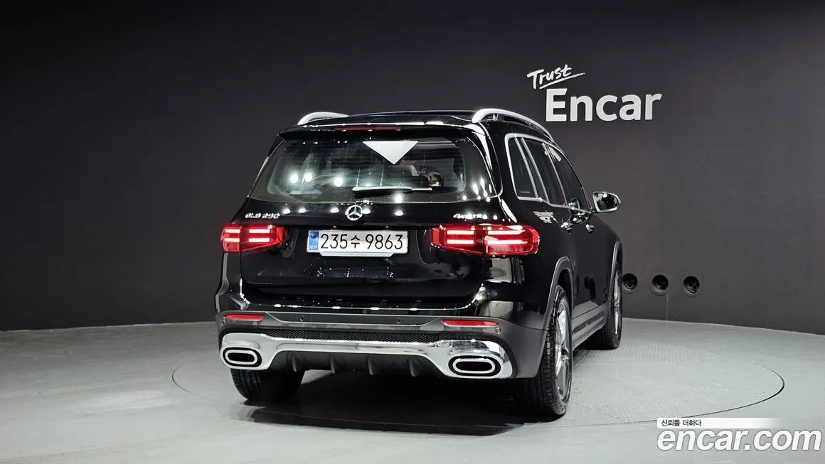 Mercedes-Benz GLB-Class — фото 4