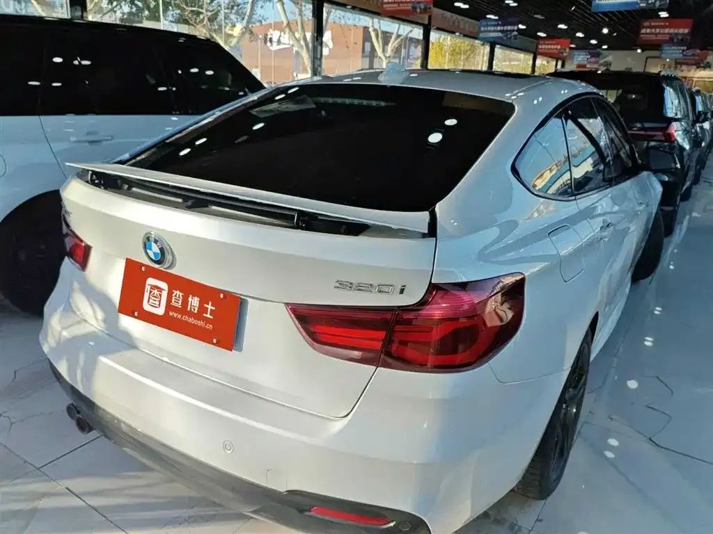 BMW 3 Series GT — фото 2