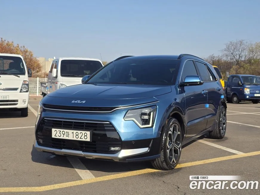 Kia Niro — фото 1