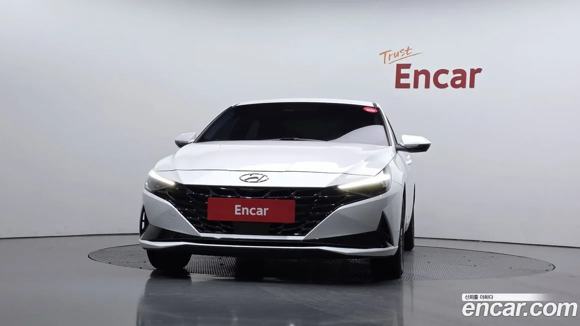 Hyundai AVANTE — фото 3