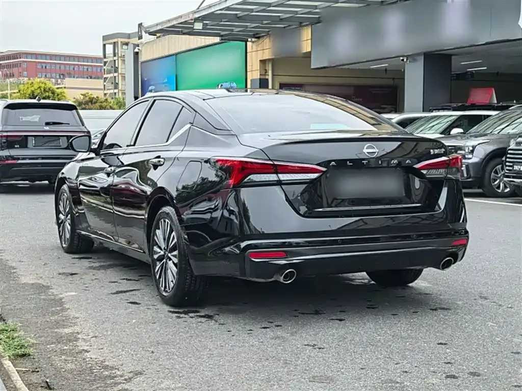 Nissan Teana — фото 10