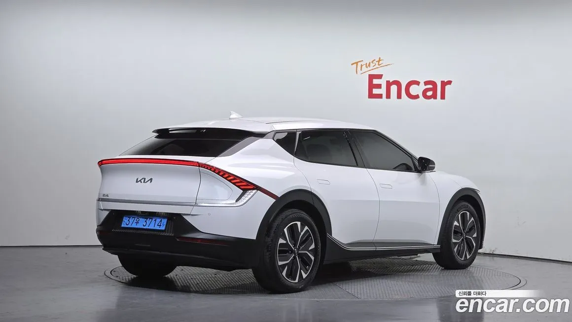 Kia EV6 — фото 2