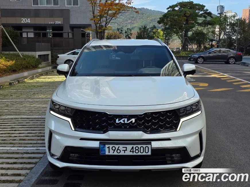 Kia Sorento — фото 1
