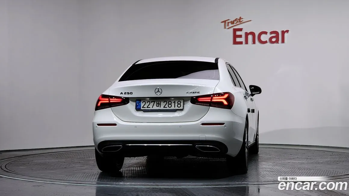 Mercedes-Benz A-Class — фото 4