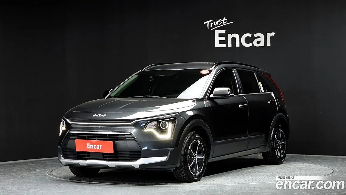 Kia Niro — фото 1