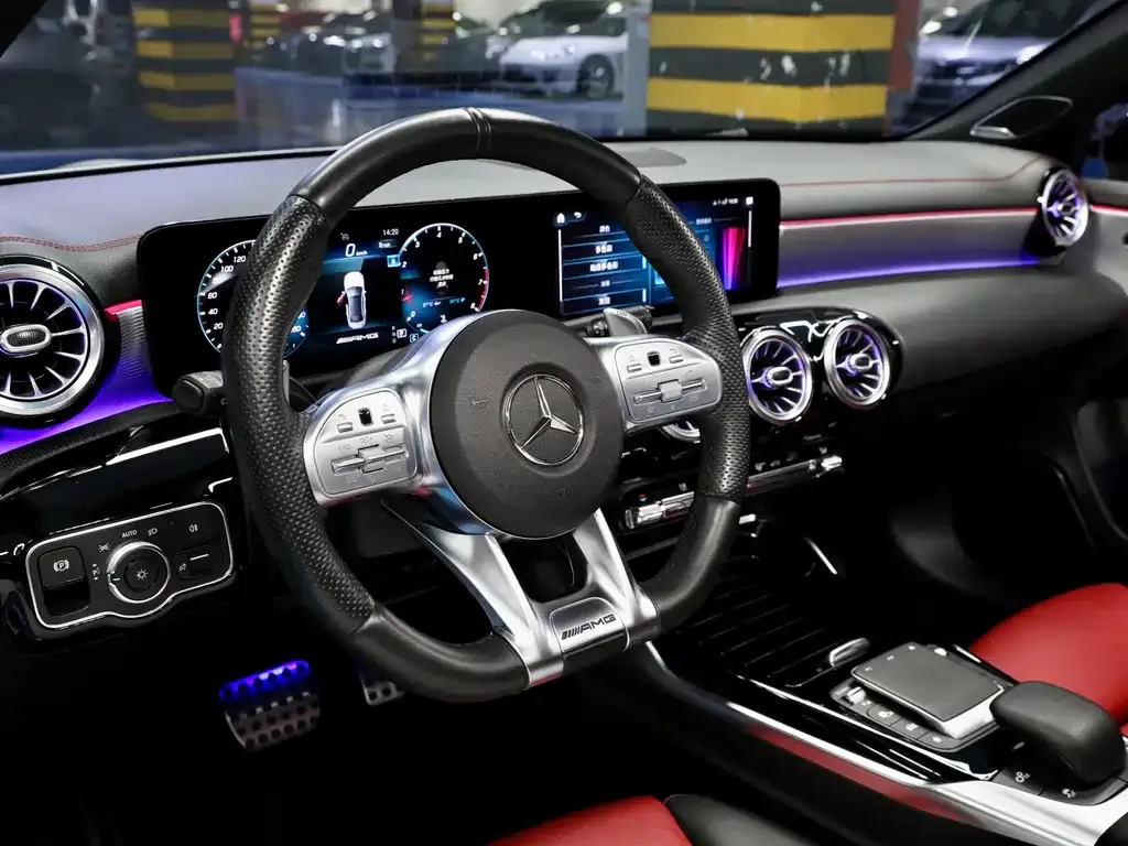 Mercedes-Benz A-Class AMG — фото 10