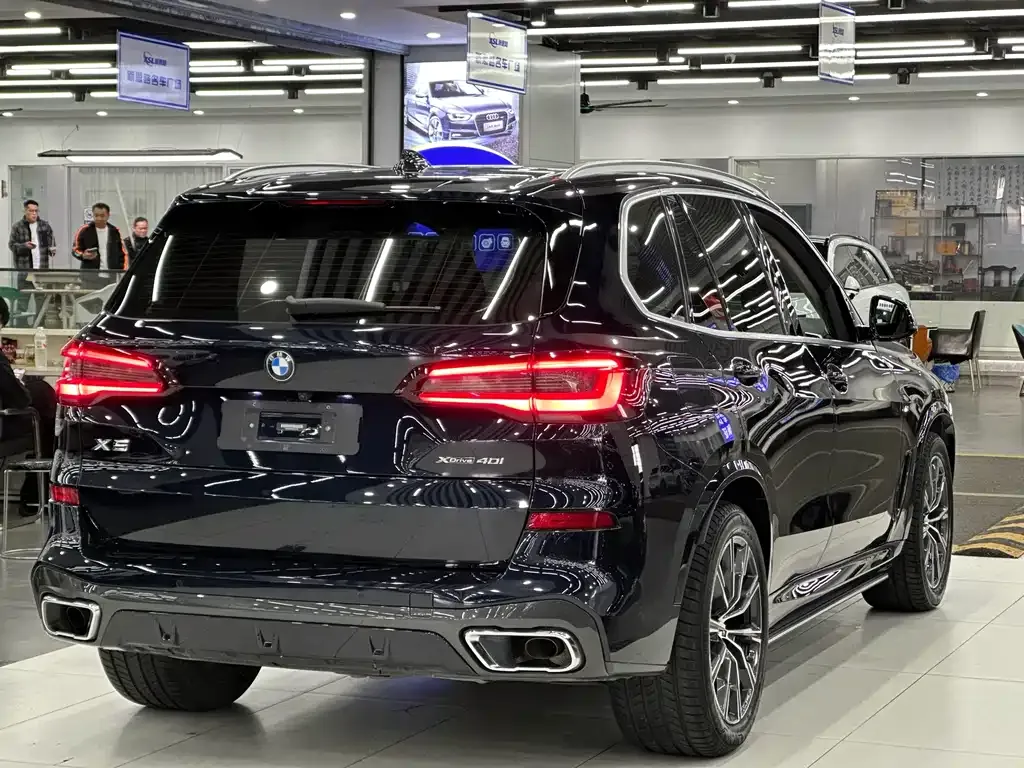 BMW X5 (Import) — фото 10