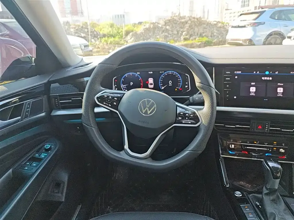 Volkswagen Passat — фото 3