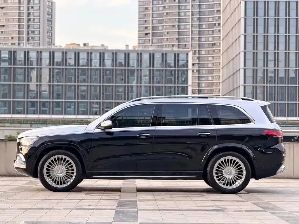 Mercedes-Benz GLS — фото 4