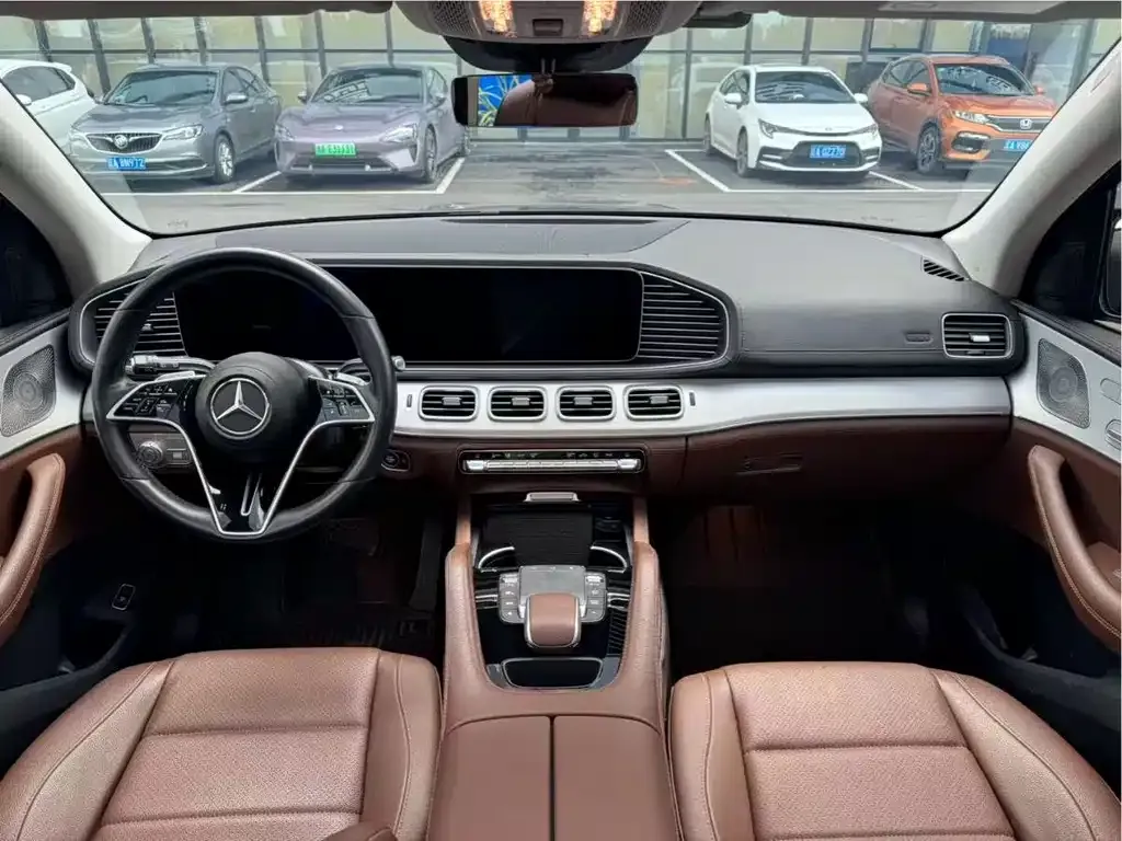Mercedes-Benz GLE — фото 7