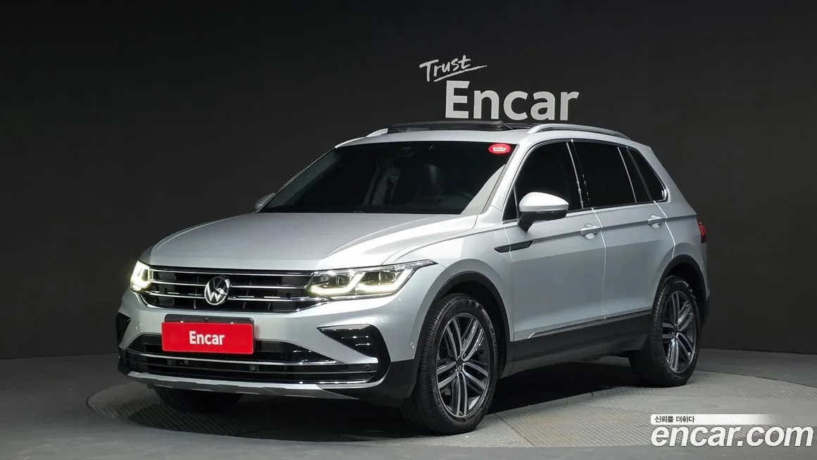 Volkswagen Tiguan — фото 1