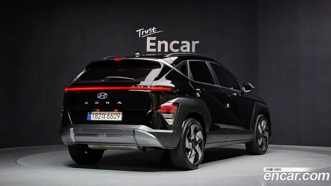 Hyundai Kona — фото 2