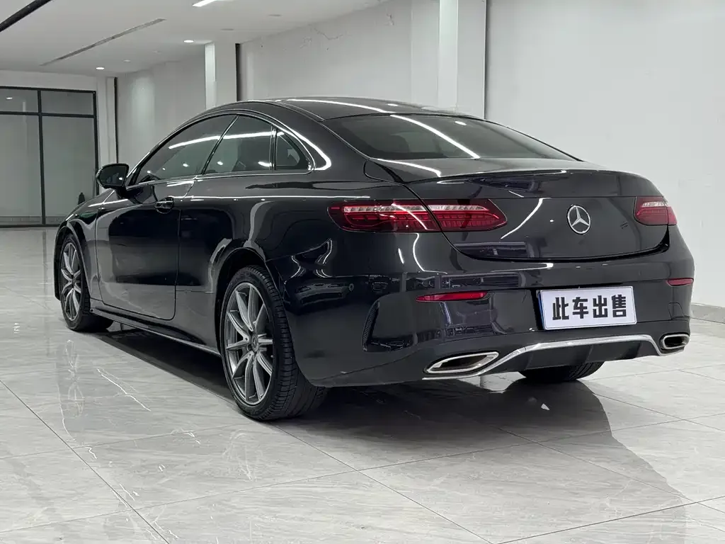 Mercedes-Benz E-Class (Import) — фото 7